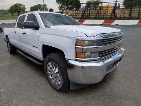 Used 2015 Chevrolet Silverado 2500 W/T w/ WT Convenience Package RWD image 2