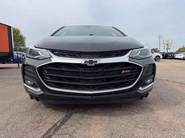 Used 2019 Chevrolet Cruze LT w/ LT True North Edition FWD image 2