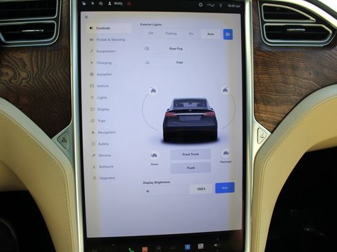 Used 2017 Tesla Model X 75D AWD/4WD image 28