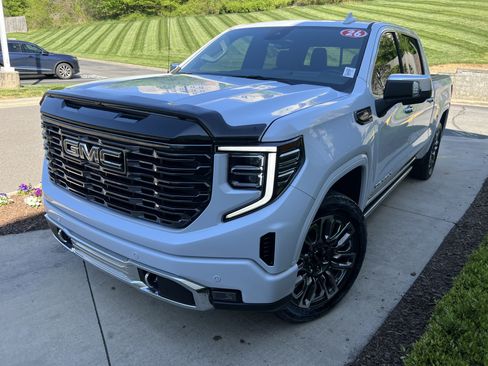 Used 2026 GMC Sierra 1500 Denali Ultimate AWD/4WD image 5