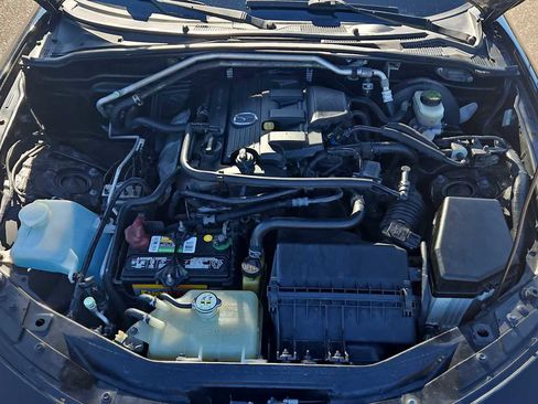 Used 2009 MAZDA MX-5 Miata Sport image 18