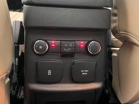 Used 2016 Ford Explorer Limited w/ Equipment Group 301A AWD/4WD image 15