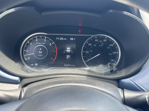 Certified 2023 Nissan Versa SV FWD image 14