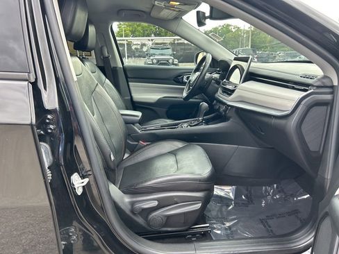 Certified 2022 Jeep Compass Limited image 24