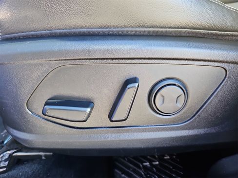 Used 2024 Hyundai Tucson Limited image 35