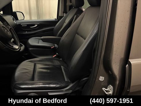 Used 2016 Mercedes-Benz Metris Passenger image 10