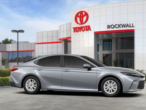 New 2026 Toyota Camry LE w/ Convenience Package FWD image 15