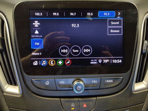 Used 2023 Chevrolet Malibu LT FWD image 25