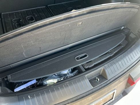 Used 2025 Hyundai Santa Fe XRT image 32