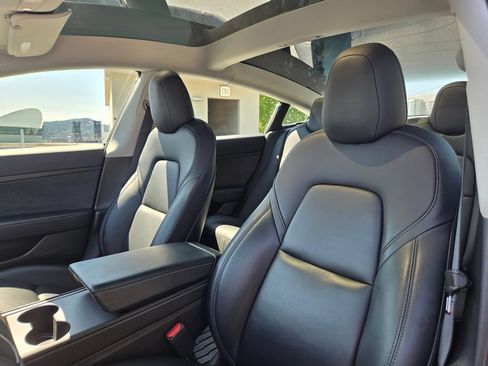 Used 2021 Tesla Model 3 Standard Range Plus RWD image 21