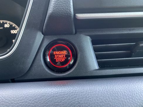 Used 2024 Honda Pilot EX-L image 27