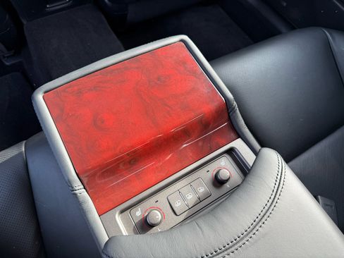 Used 2011 Lexus LS 460 L image 21