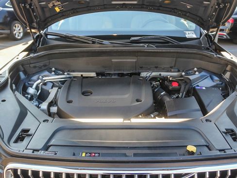 Used 2023 Volvo XC90 B6 Core w/ Climate Package image 29