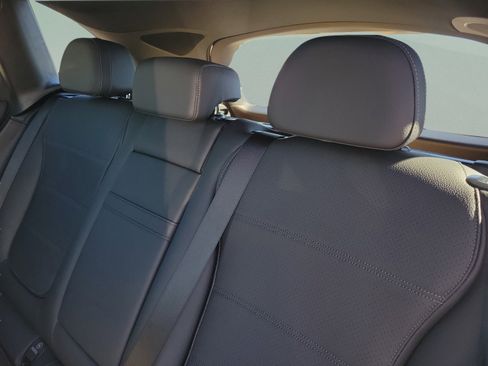 Certified 2026 Mercedes-Benz GLC 300 image 10