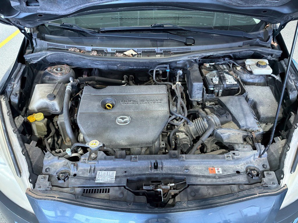 Used 2012 MAZDA MAZDA5 Sport FWD image 13