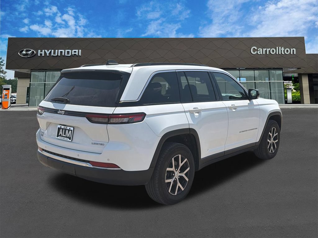 Used 2024 Jeep Grand Cherokee Limited AWD/4WD image 5