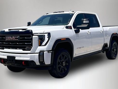 Used 2024 GMC Sierra 2500 AT4 w/ AT4 Premium Plus Package AWD/4WD image 2