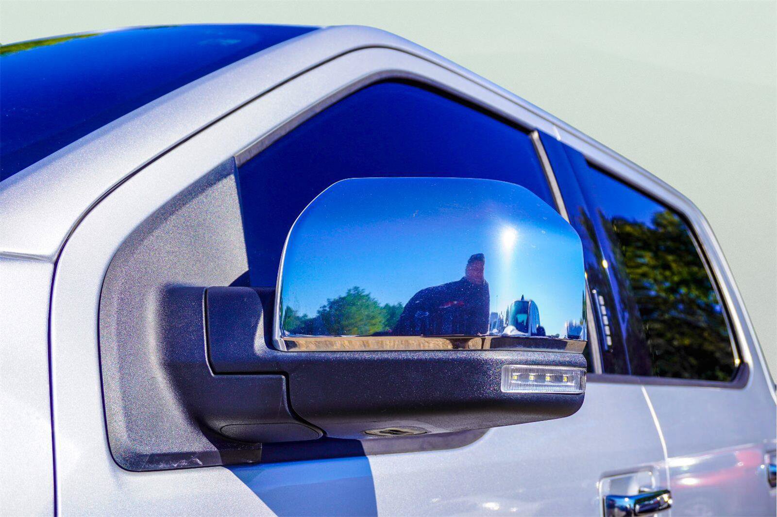 Used 2018 Ford F150 Lariat RWD image 3