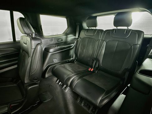 Used 2025 Jeep Grand Cherokee L Laredo RWD image 29