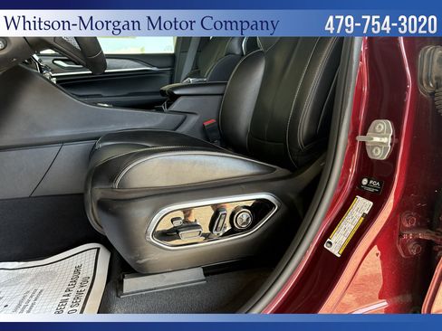 Used 2022 Jeep Grand Cherokee L Overland w/ Luxury Tech Group IV AWD/4WD image 14
