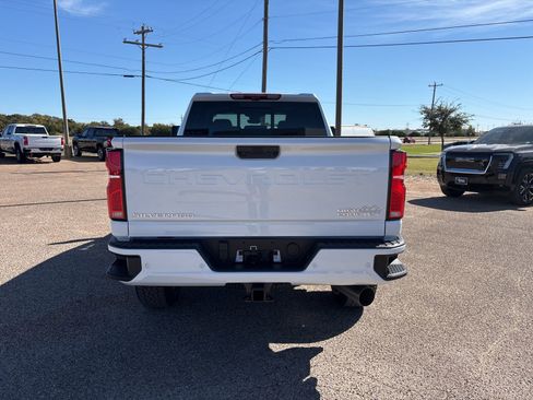 New 2026 Chevrolet Silverado 2500 High Country w/ High Country Premium Package image 4