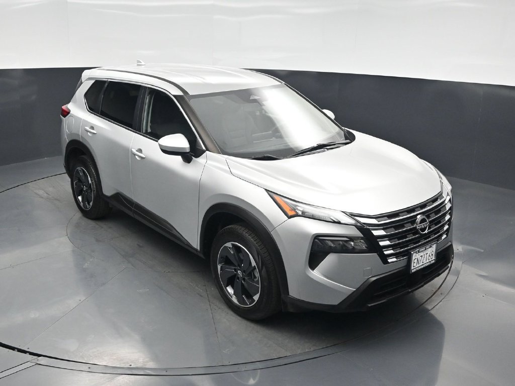 Used 2024 Nissan Rogue SV AWD/4WD image 37