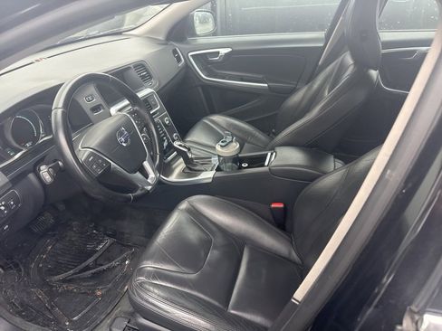 Used 2014 Volvo S60 T5 image 11