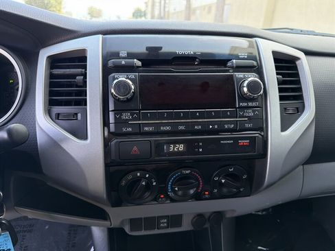 Used 2012 Toyota Tacoma PreRunner w/ TRD Sport Pkg RWD image 20