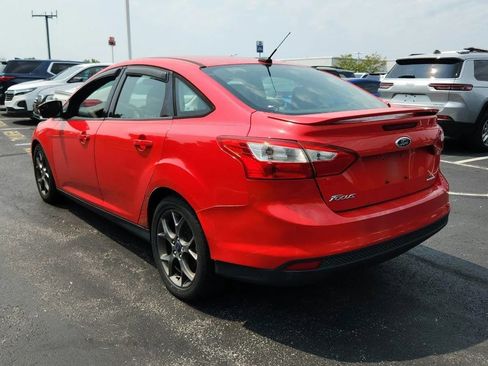 Used 2013 Ford Focus SE FWD image 4