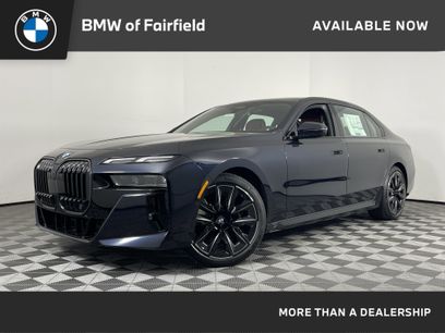 New 2025 BMW 740i w/ Premium Package