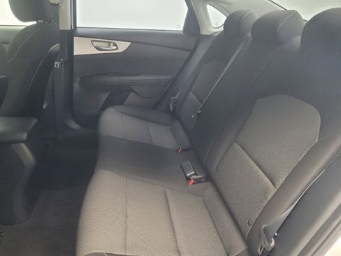 Used 2023 Kia Forte LXS image 18