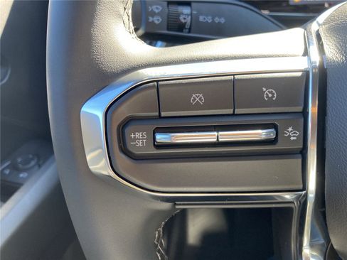 New 2026 GMC Canyon Elevation w/ Convenience Package image 15