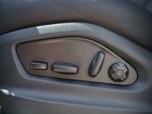 New 2026 Porsche Cayenne Coupe AWD/4WD image 20