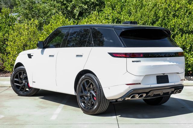 Used 2025 Land Rover Range Rover Sport Autobiography AWD/4WD image 13