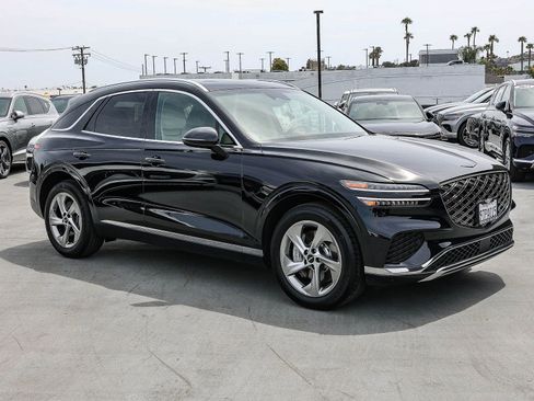 Used 2026 Genesis GV70 2.5T Select AWD/4WD image 3