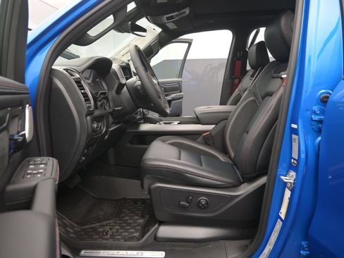 New 2026 RAM 1500 Laramie AWD/4WD image 10