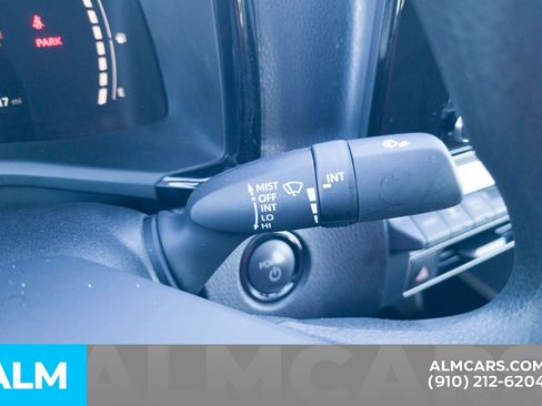 Used 2025 Toyota Camry LE image 30