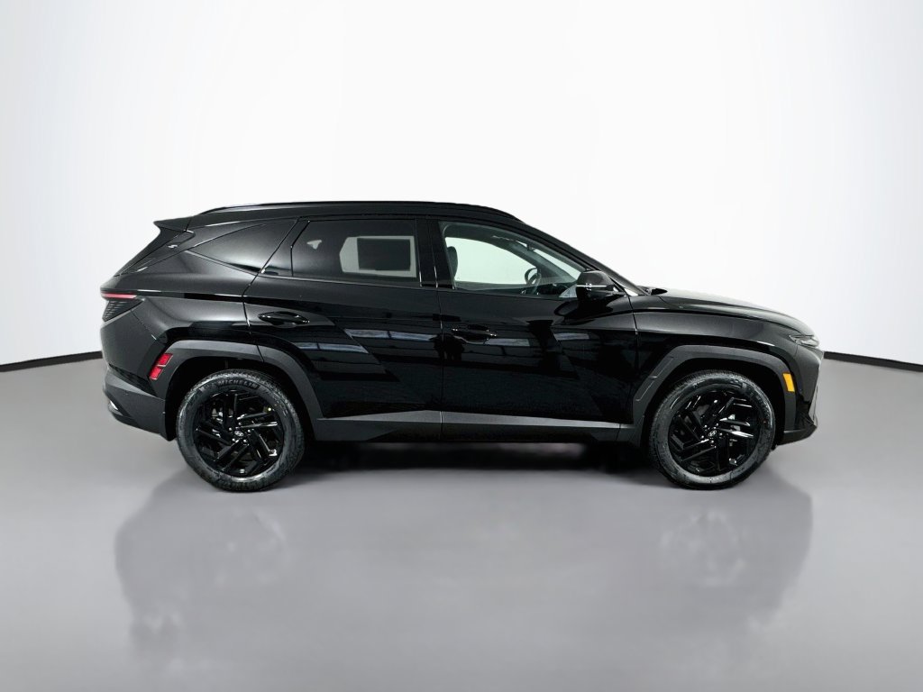 New 2026 Hyundai Tucson Limited AWD/4WD image 9