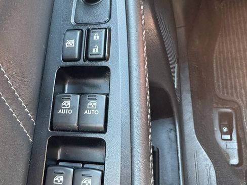 Used 2018 Subaru Outback 3.6R Limited AWD/4WD image 14