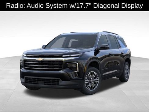 New 2025 Chevrolet Traverse LT w/ Enhanced Driving Package image 7