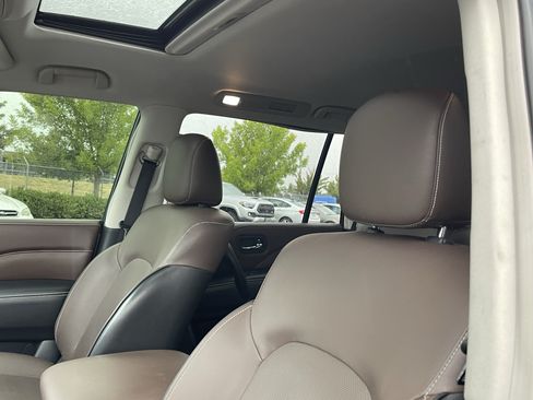 Used 2022 INFINITI QX80 Premium Select w/ Cargo Package AWD/4WD image 19