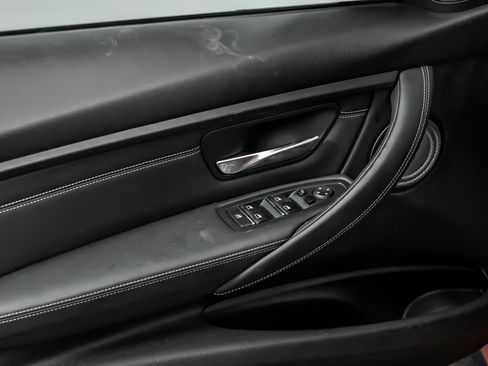 Used 2018 BMW M3 image 15