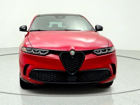 Used 2024 Alfa Romeo Tonale Veloce w/ Active Assist Package AWD/4WD image 2