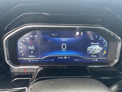 Used 2022 Chevrolet Silverado 1500 RST w/ Protection Package image 19