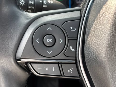 Used 2024 Toyota Venza XLE AWD/4WD image 20