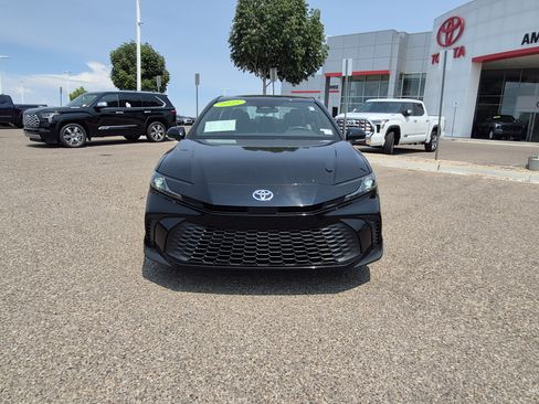 Certified 2025 Toyota Camry SE FWD image 8