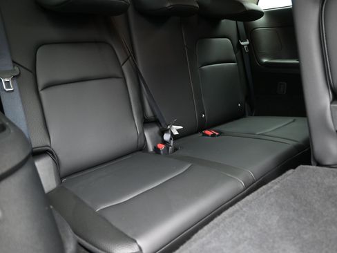 Used 2025 Nissan Pathfinder SL image 44