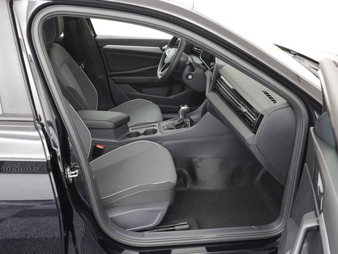 Used 2026 Volkswagen Jetta Sport image 19