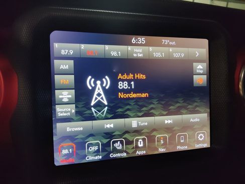 Used 2021 Jeep Gladiator Rubicon image 36