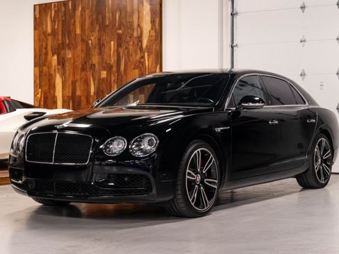 Used 2017 Bentley Flying Spur S V8 AWD/4WD image 2